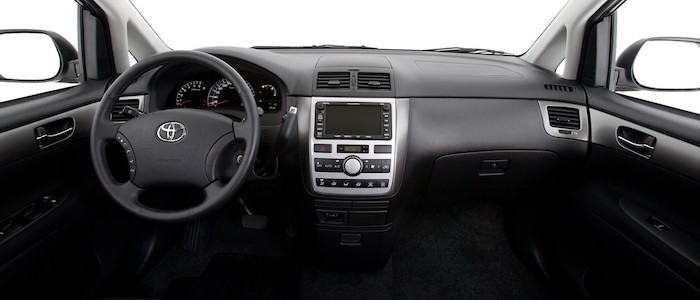 Toyota Avensis Verso  2.0 D-4D